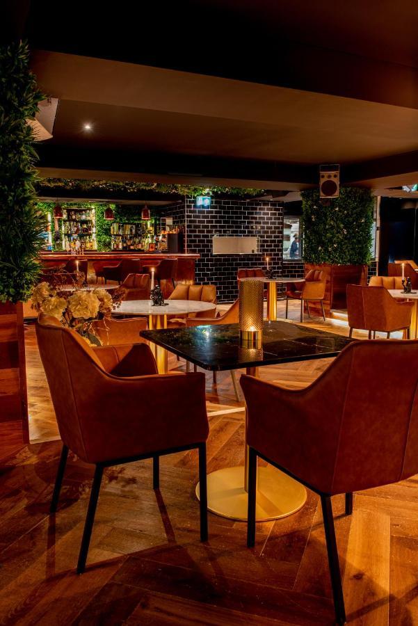 Hotel Bristol Вербиер Екстериор снимка