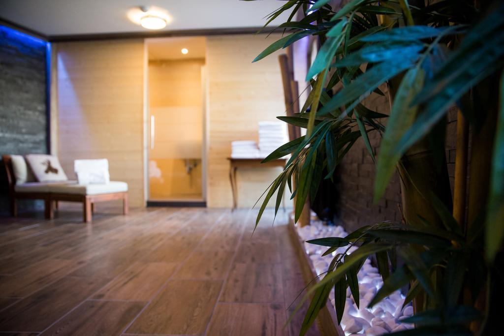 Hotel Bristol Вербиер Екстериор снимка